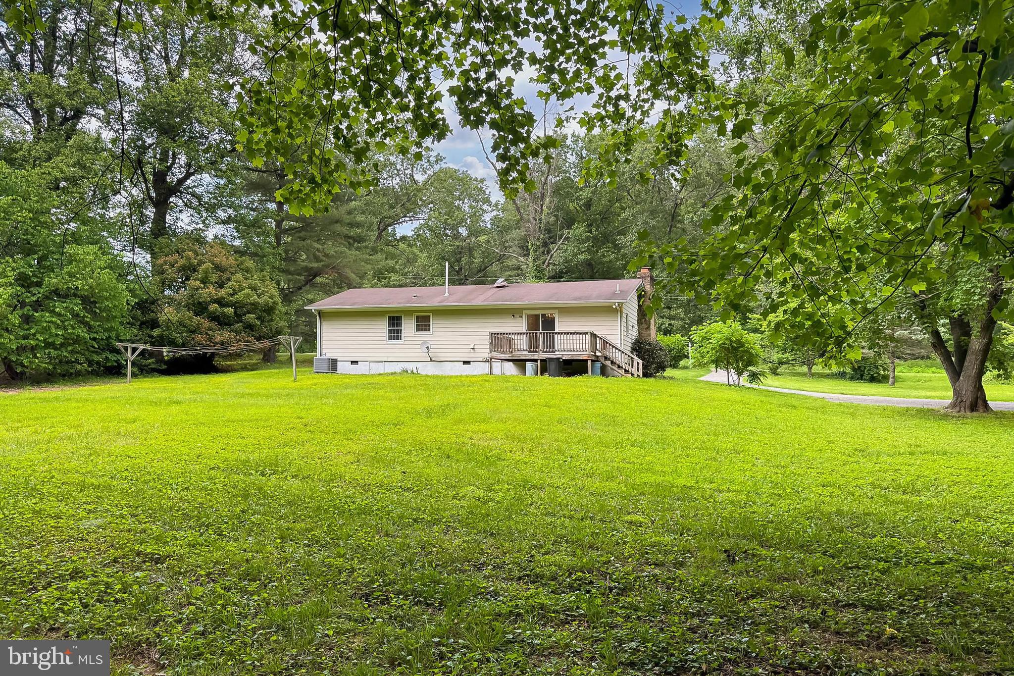 12089 MCDONALDS LANE