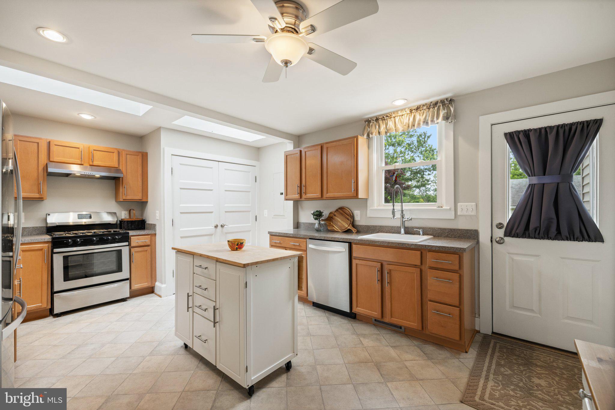 47 WARRENTON BOULEVARD