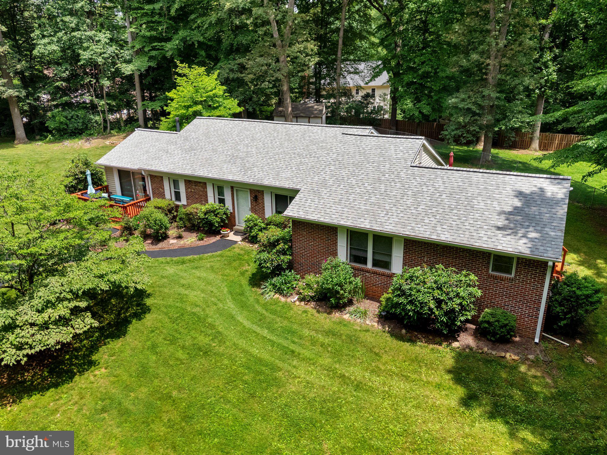 7401 LITTLE COURT