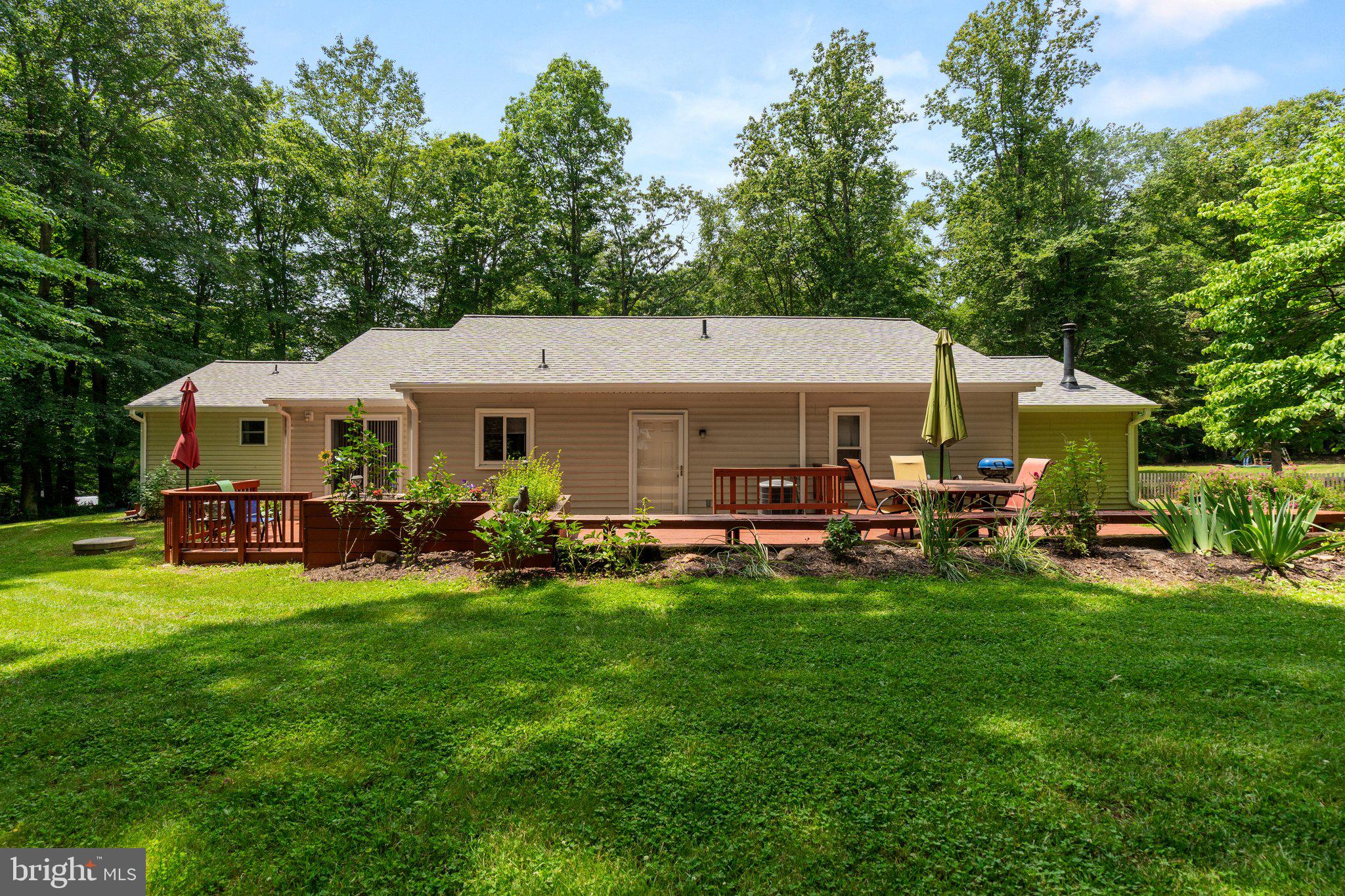 7401 LITTLE COURT