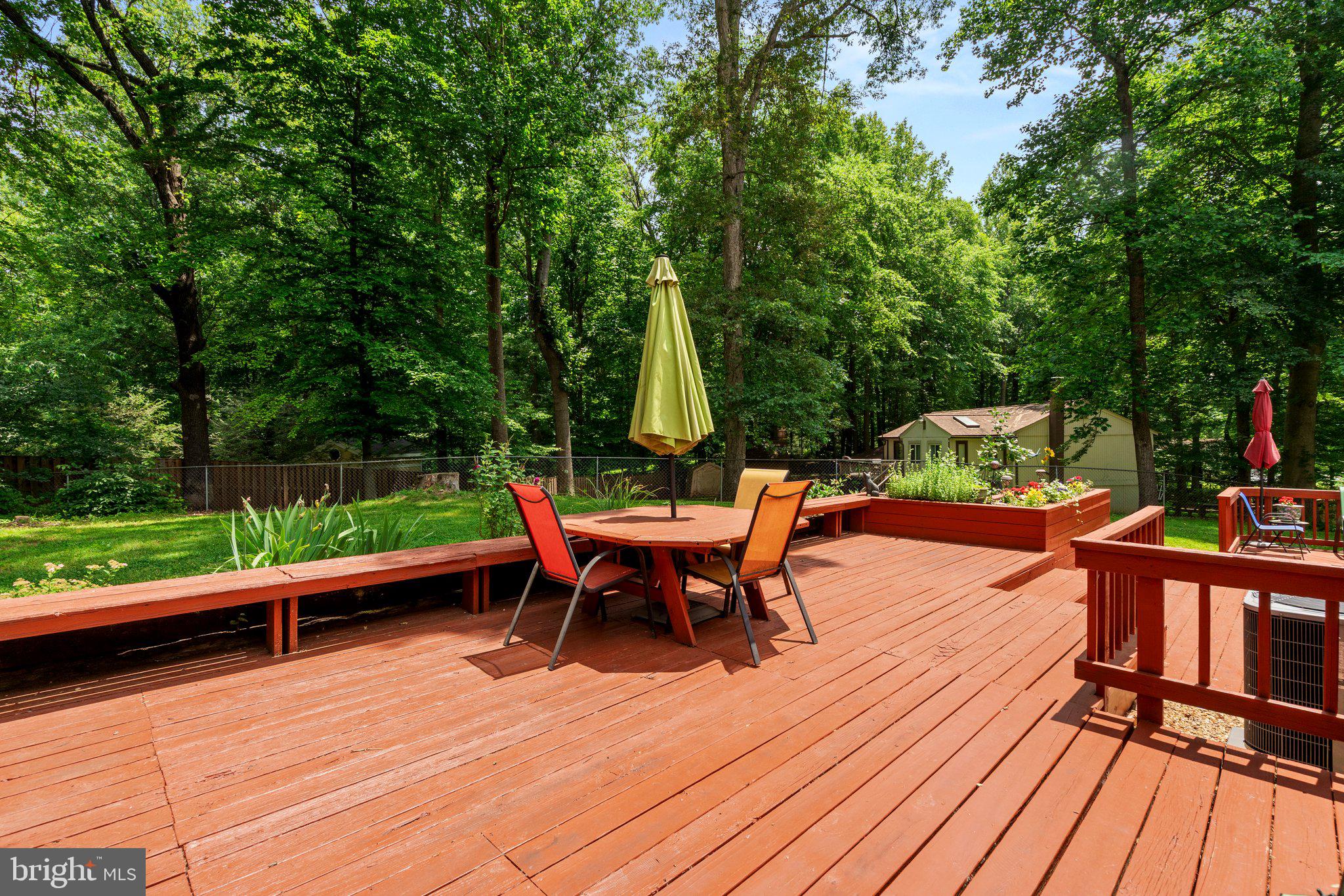 7401 LITTLE COURT
