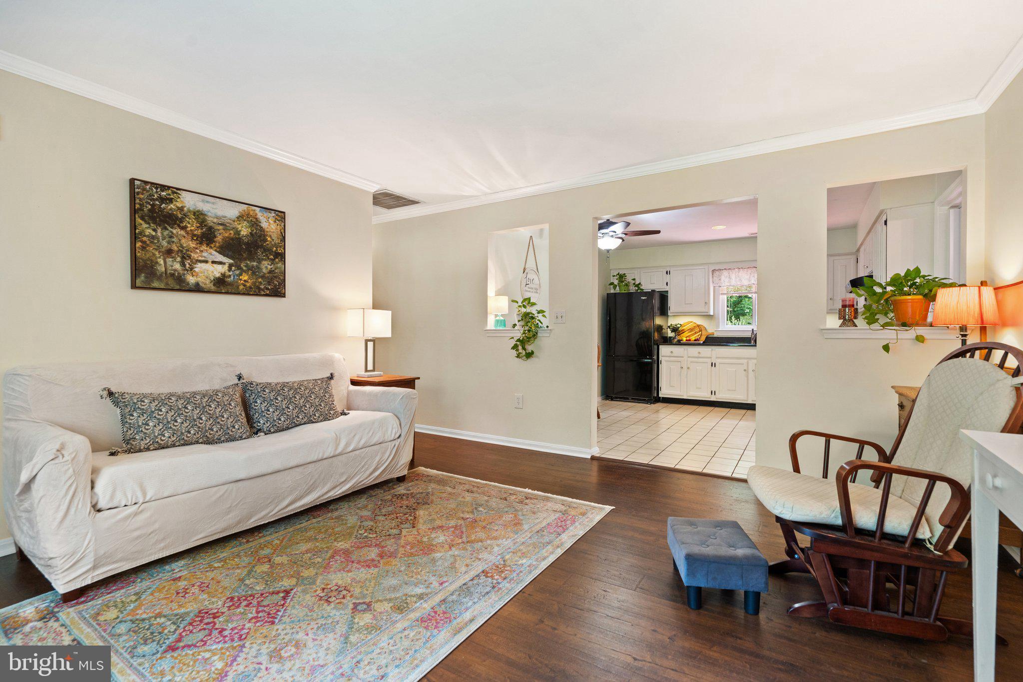 7401 LITTLE COURT