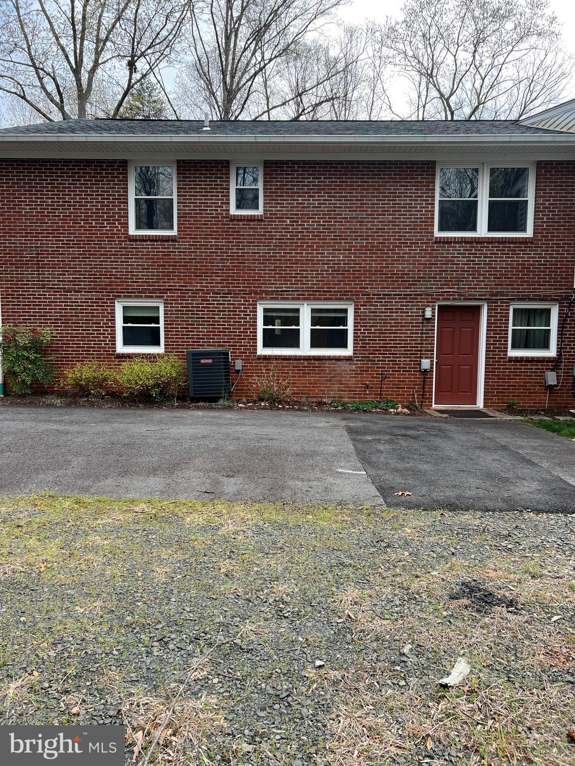 4457 RINGWOOD