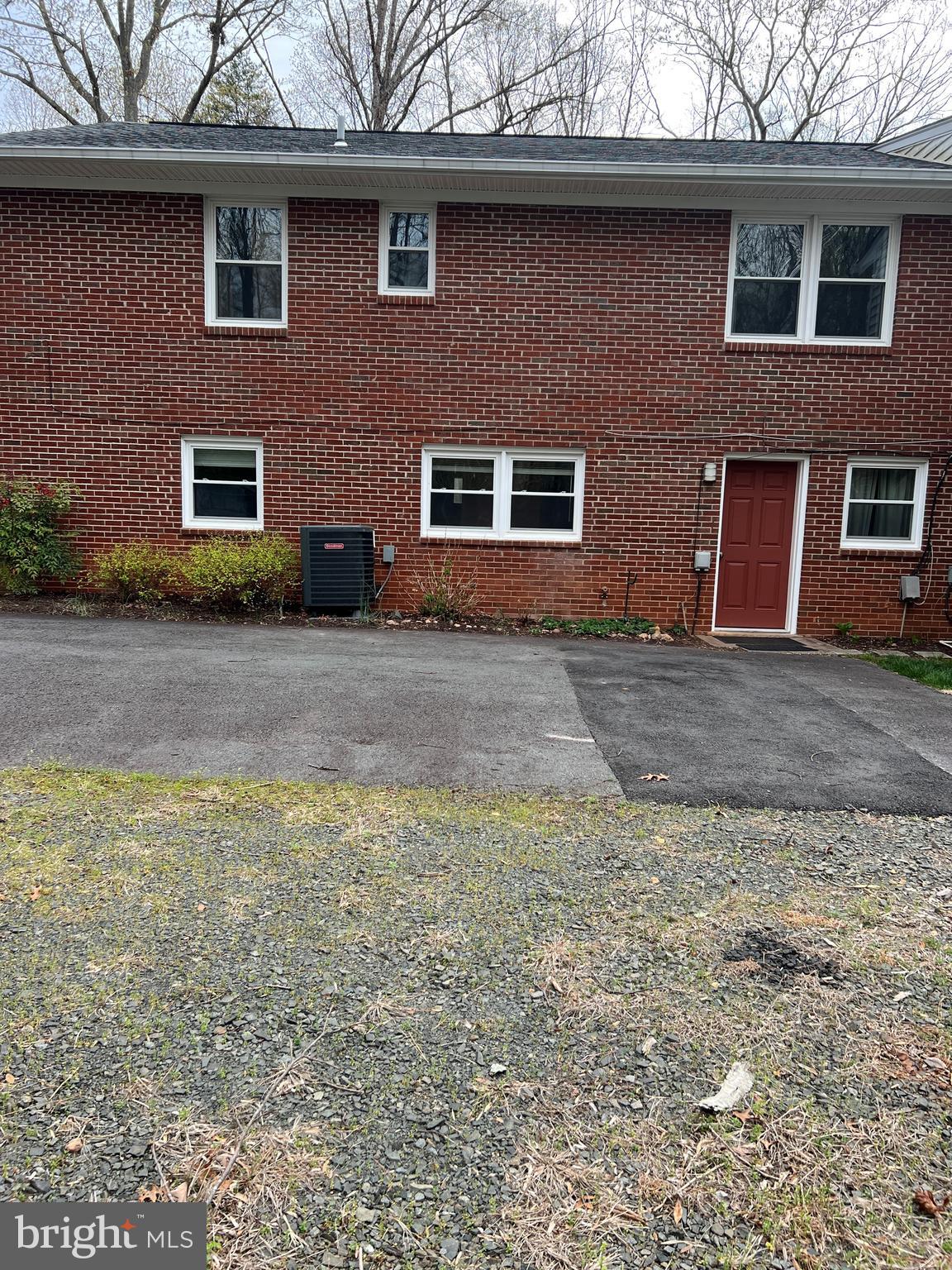 4457 RINGWOOD