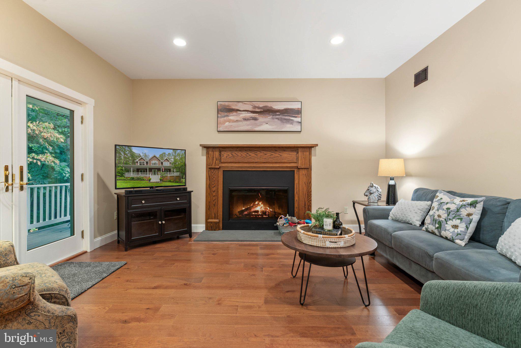 9525 ANGELICA LANE
