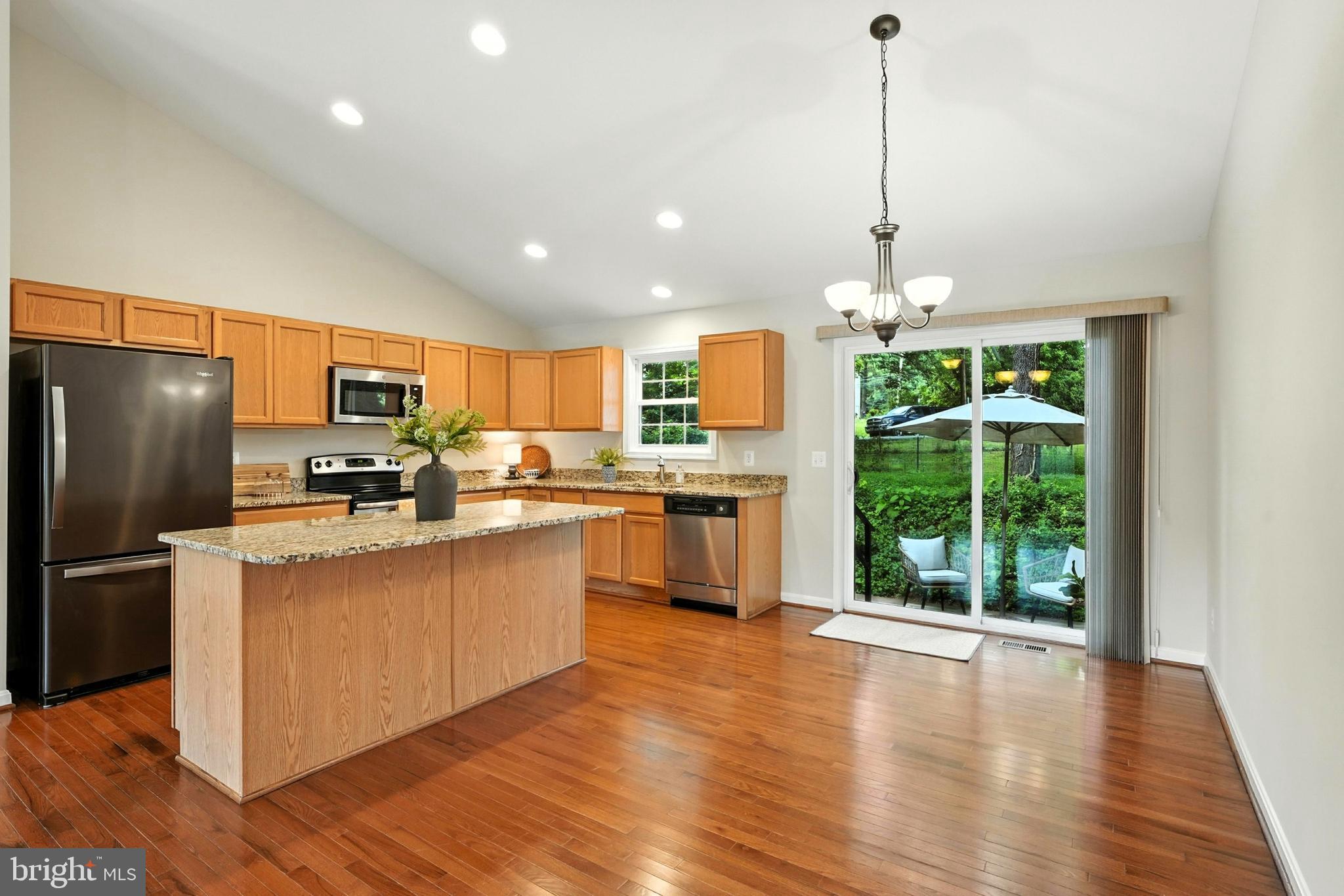 280 ALEXANDRIA PIKE