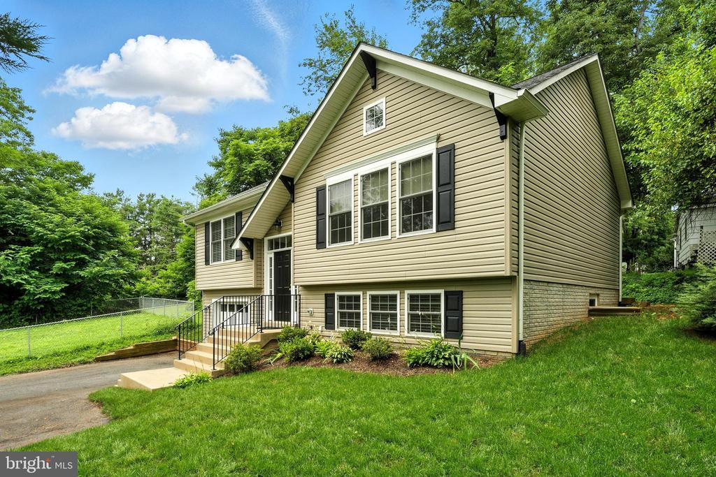 280 ALEXANDRIA PIKE