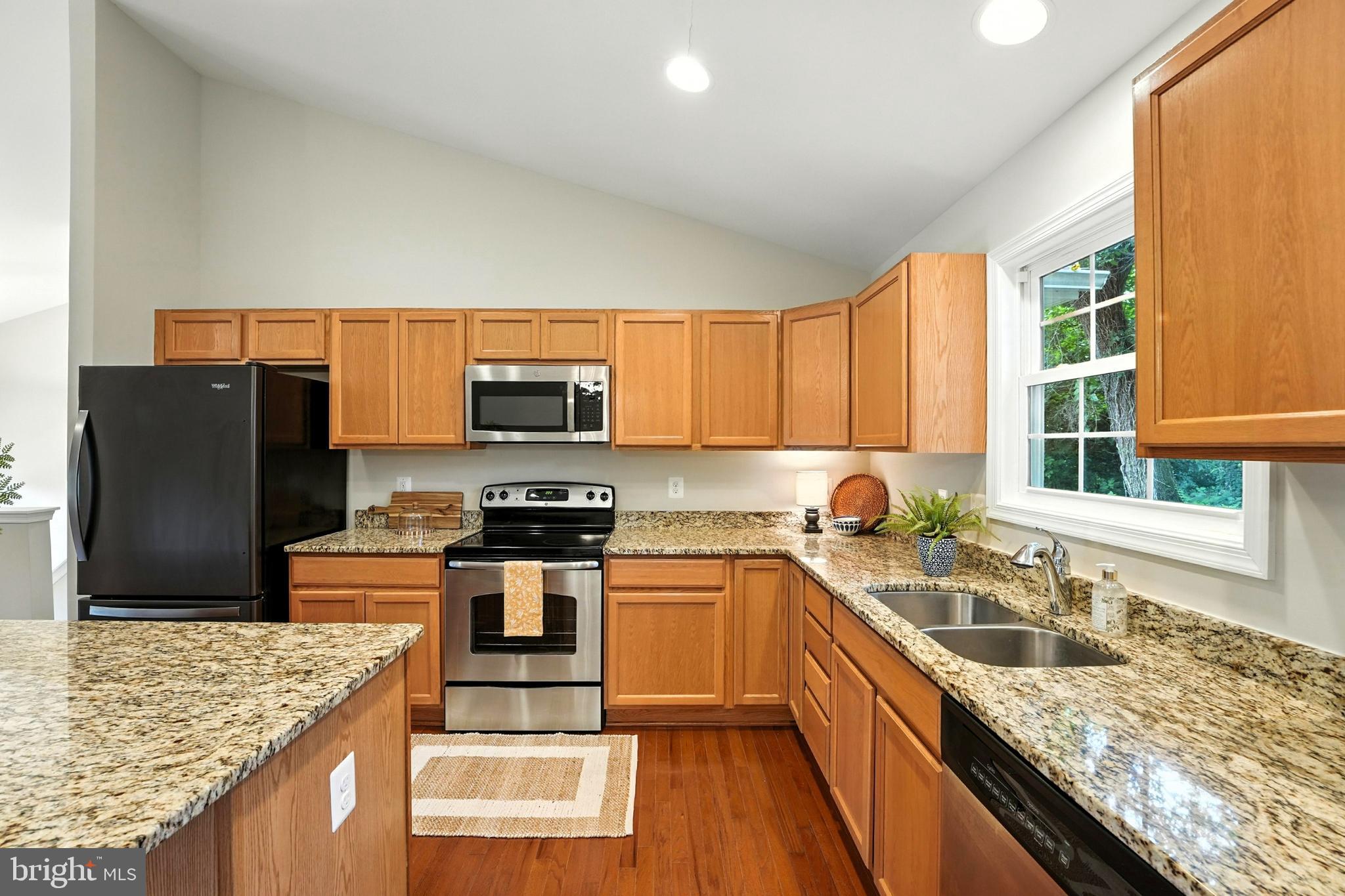 280 ALEXANDRIA PIKE