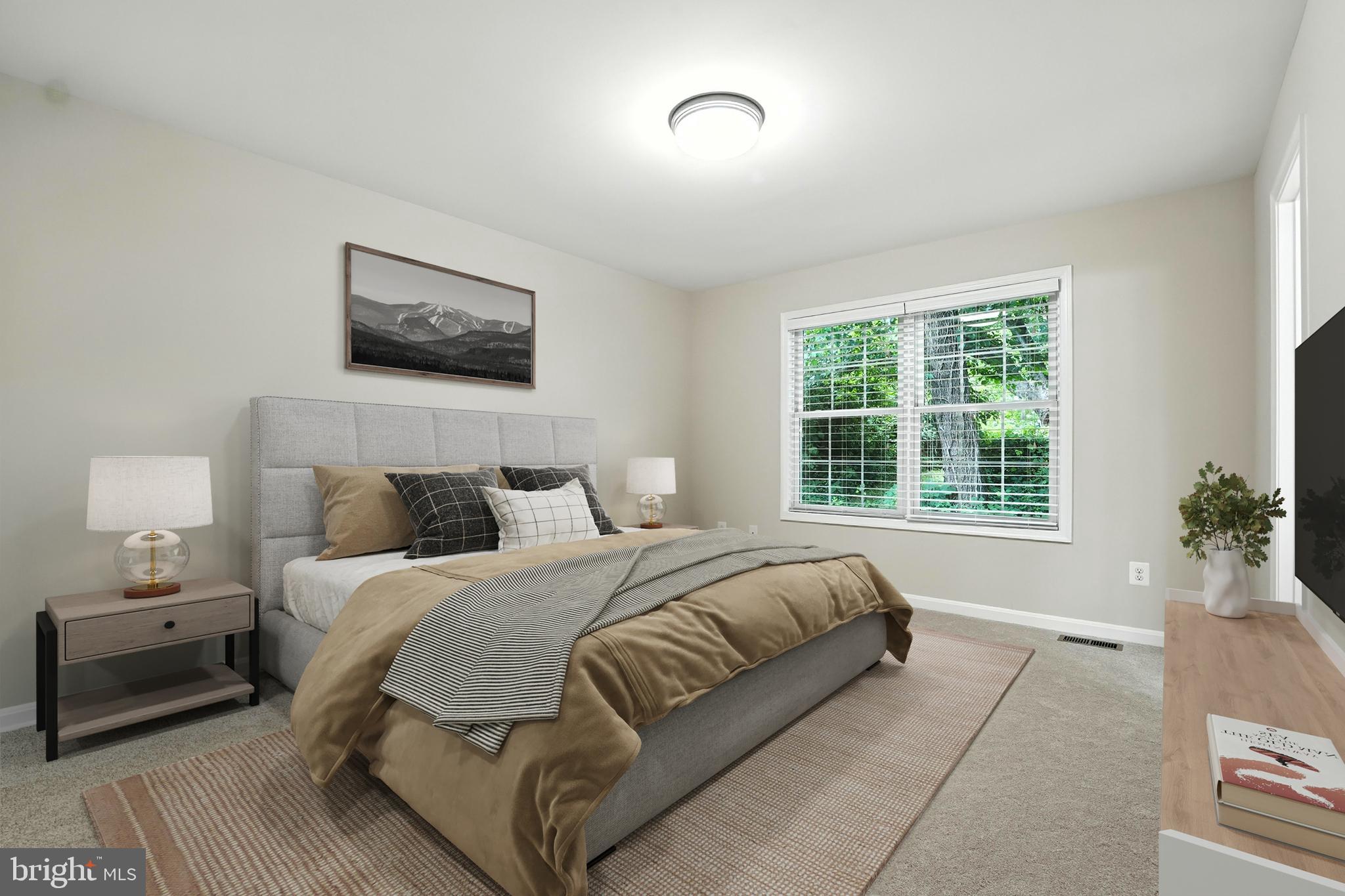 280 ALEXANDRIA PIKE