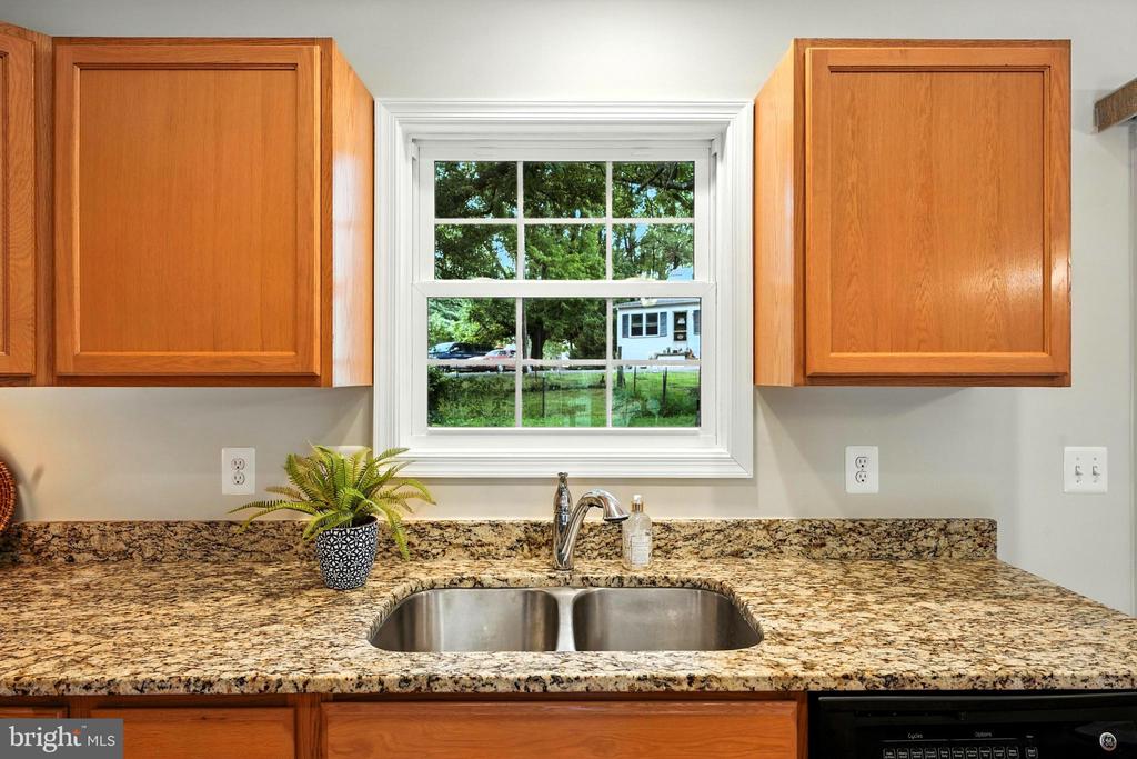 280 ALEXANDRIA PIKE