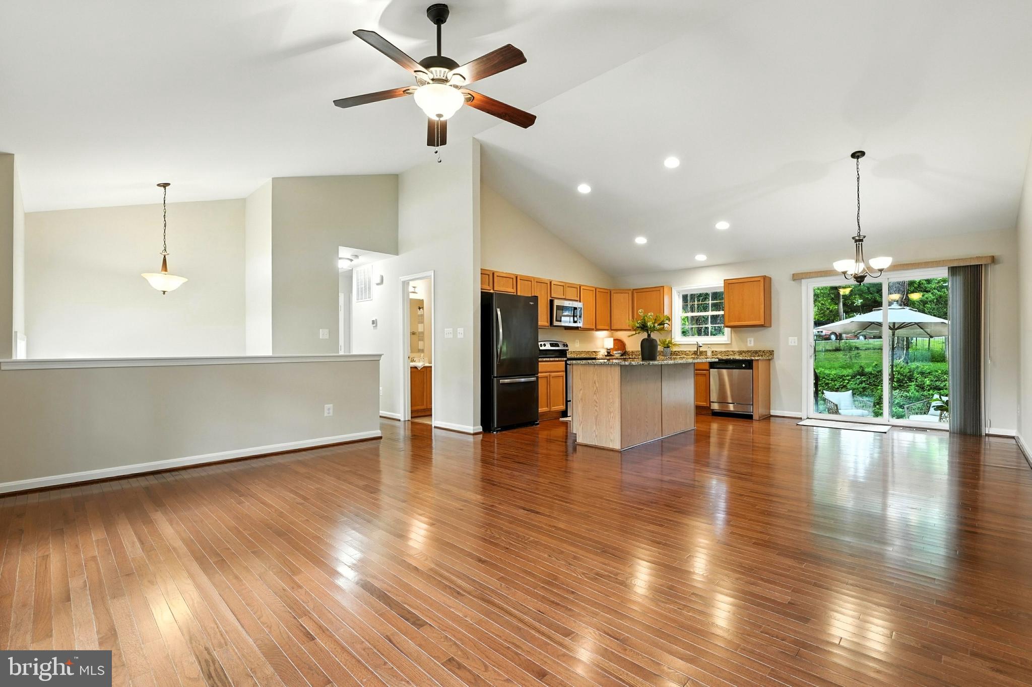 280 ALEXANDRIA PIKE