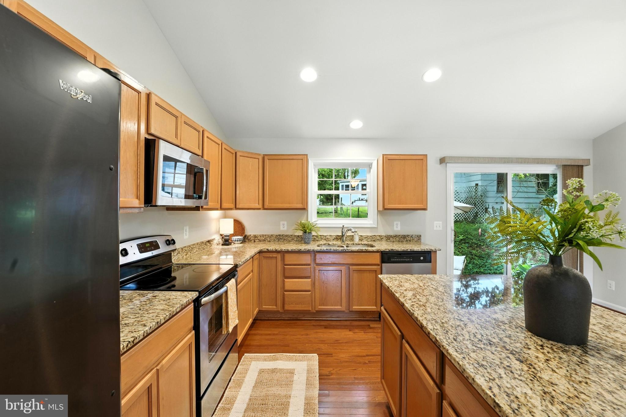 280 ALEXANDRIA PIKE