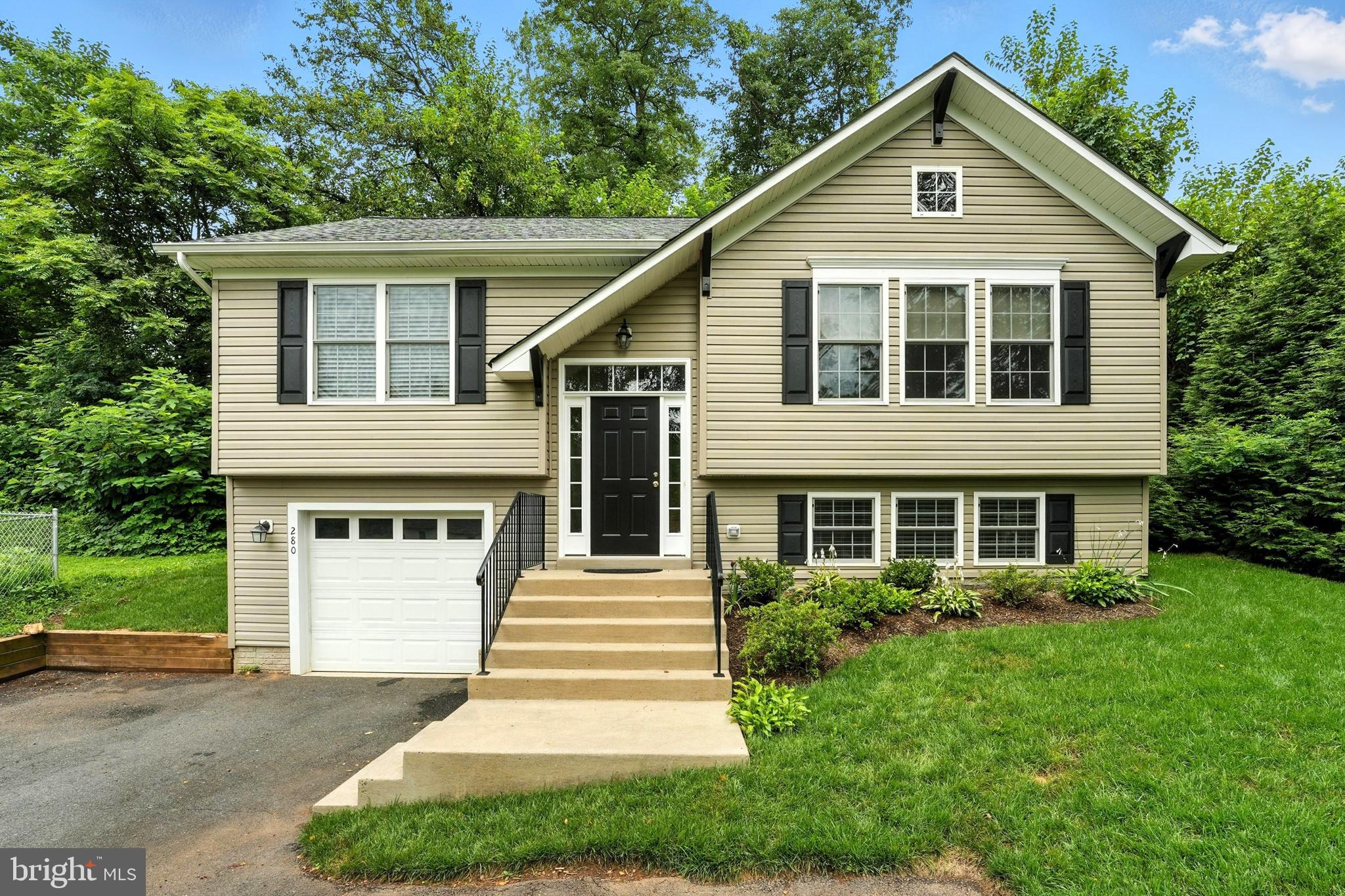 280 ALEXANDRIA PIKE