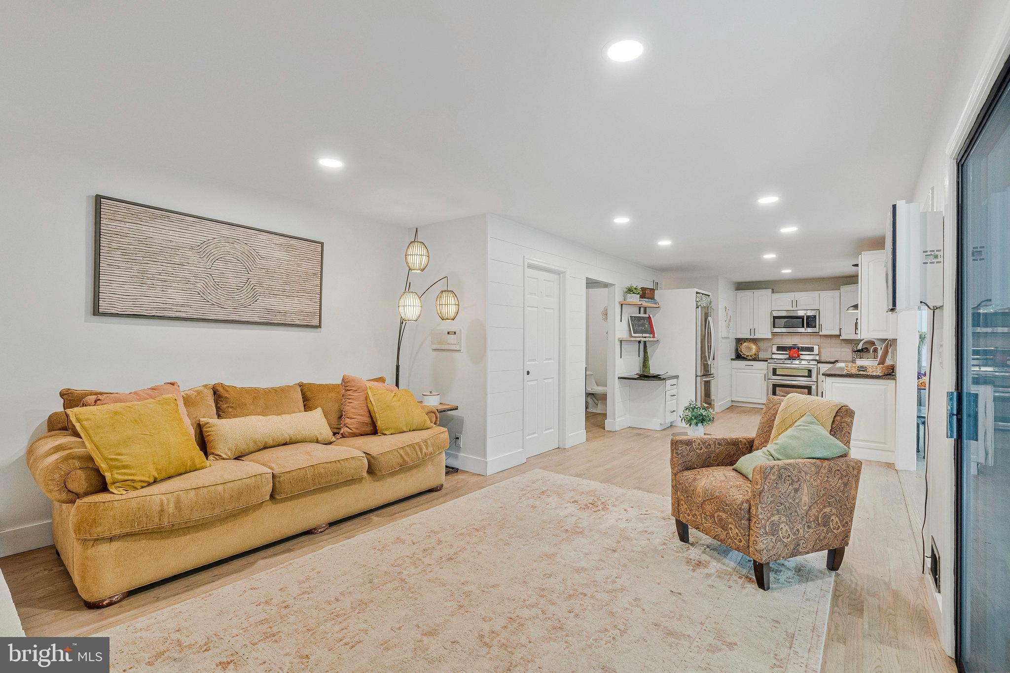 6285 Snowfox Ln