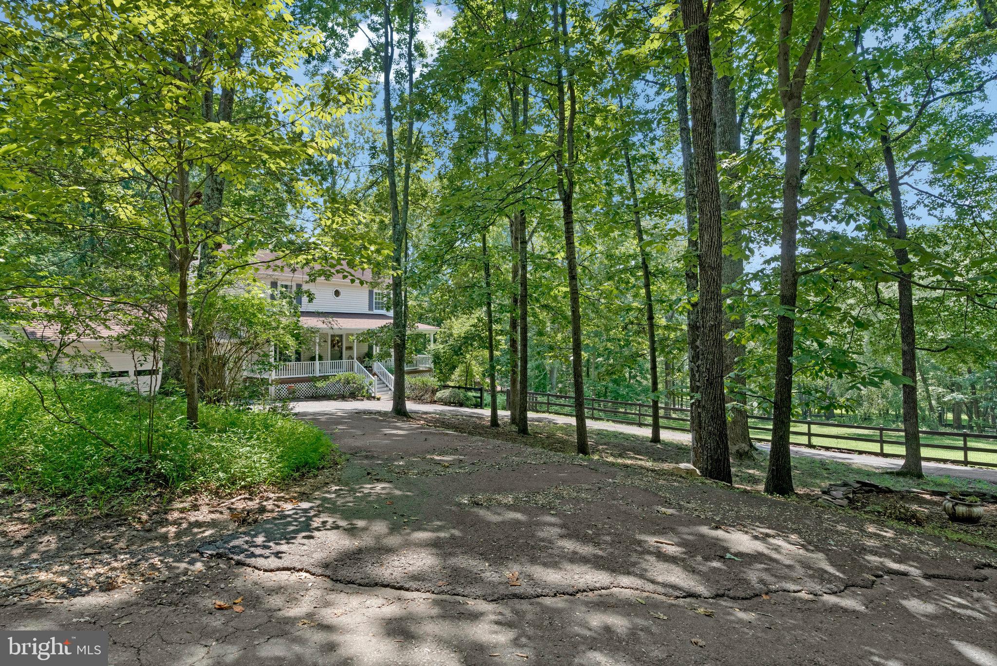 6285 Snowfox Ln