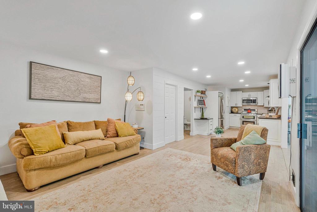 6285 Snowfox Ln