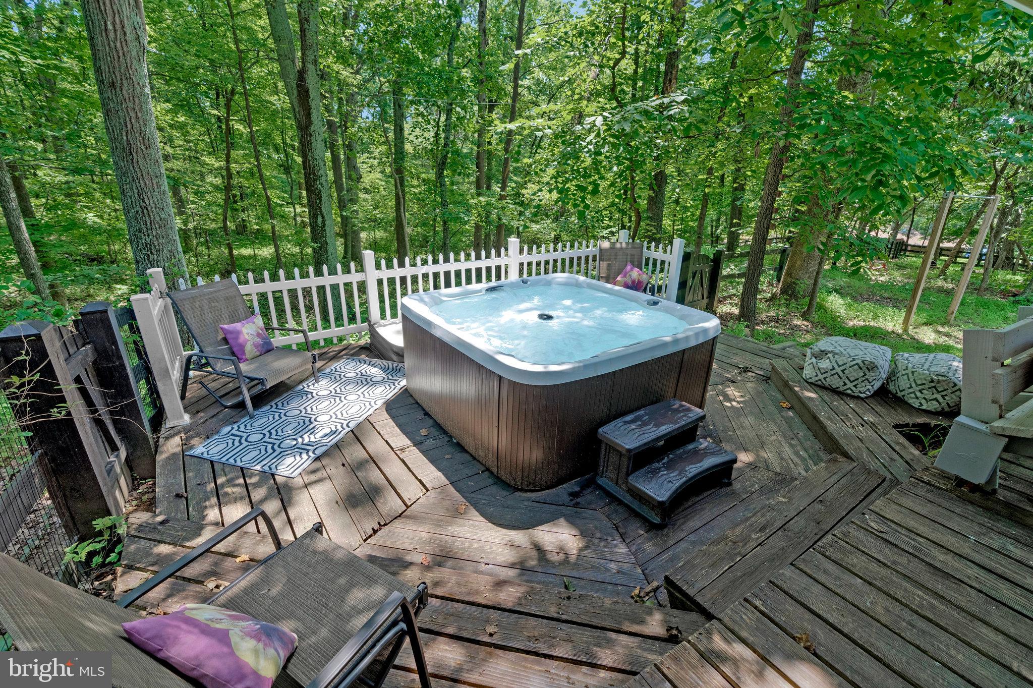 6285 Snowfox Ln