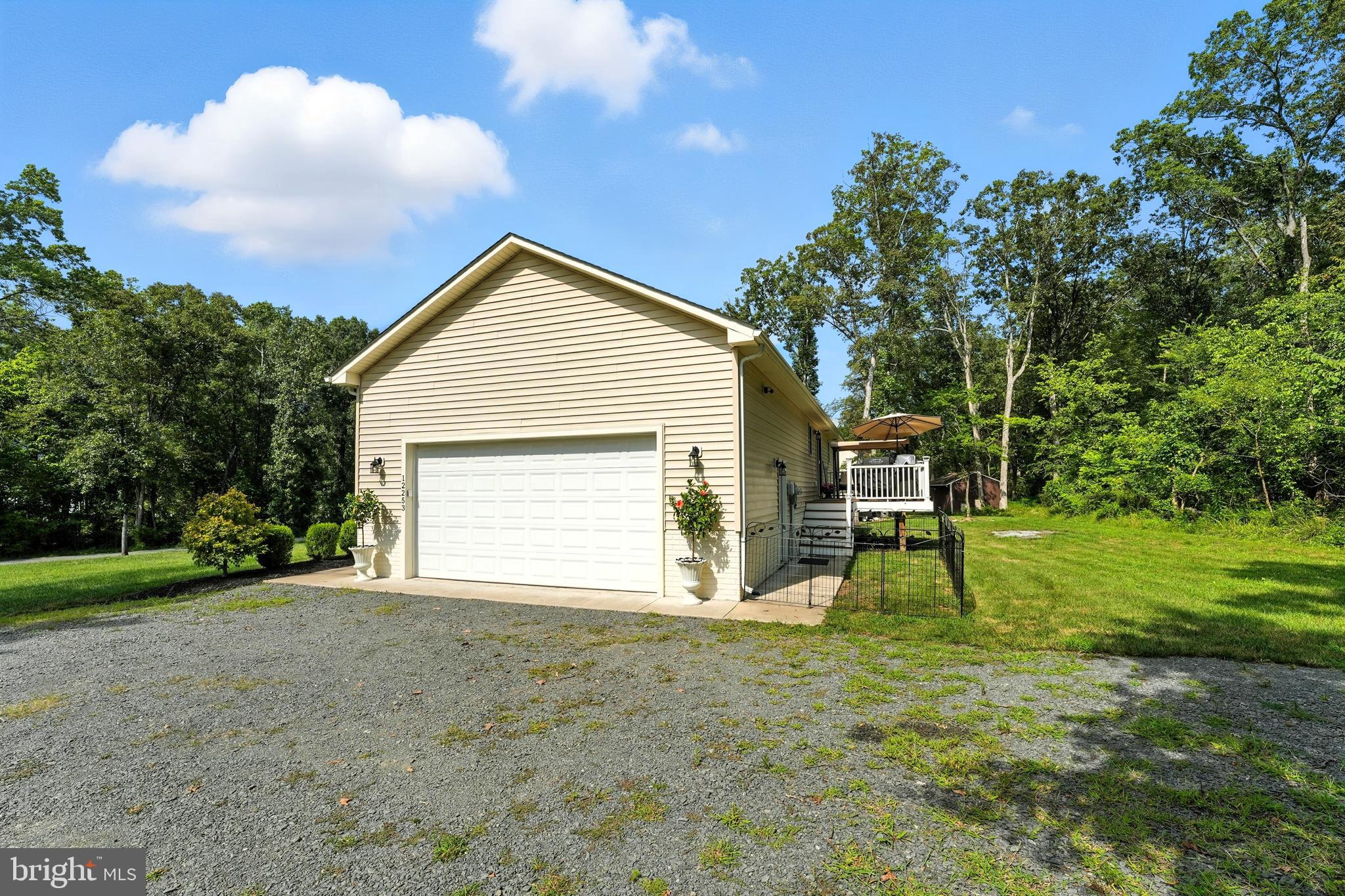 12253 DAVIS ROAD
