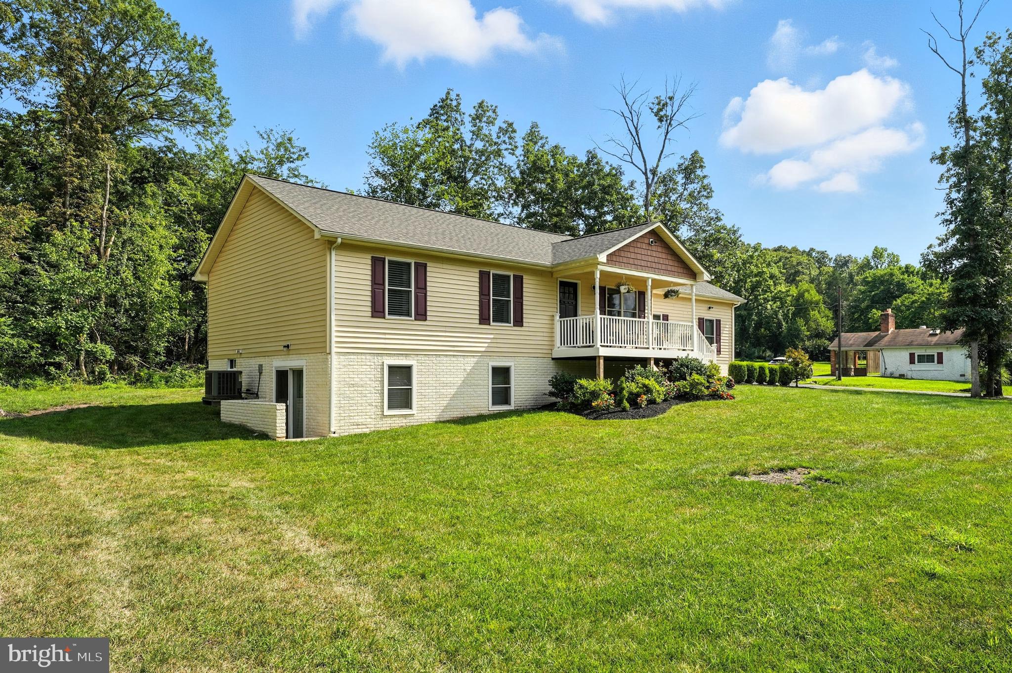 12253 DAVIS ROAD