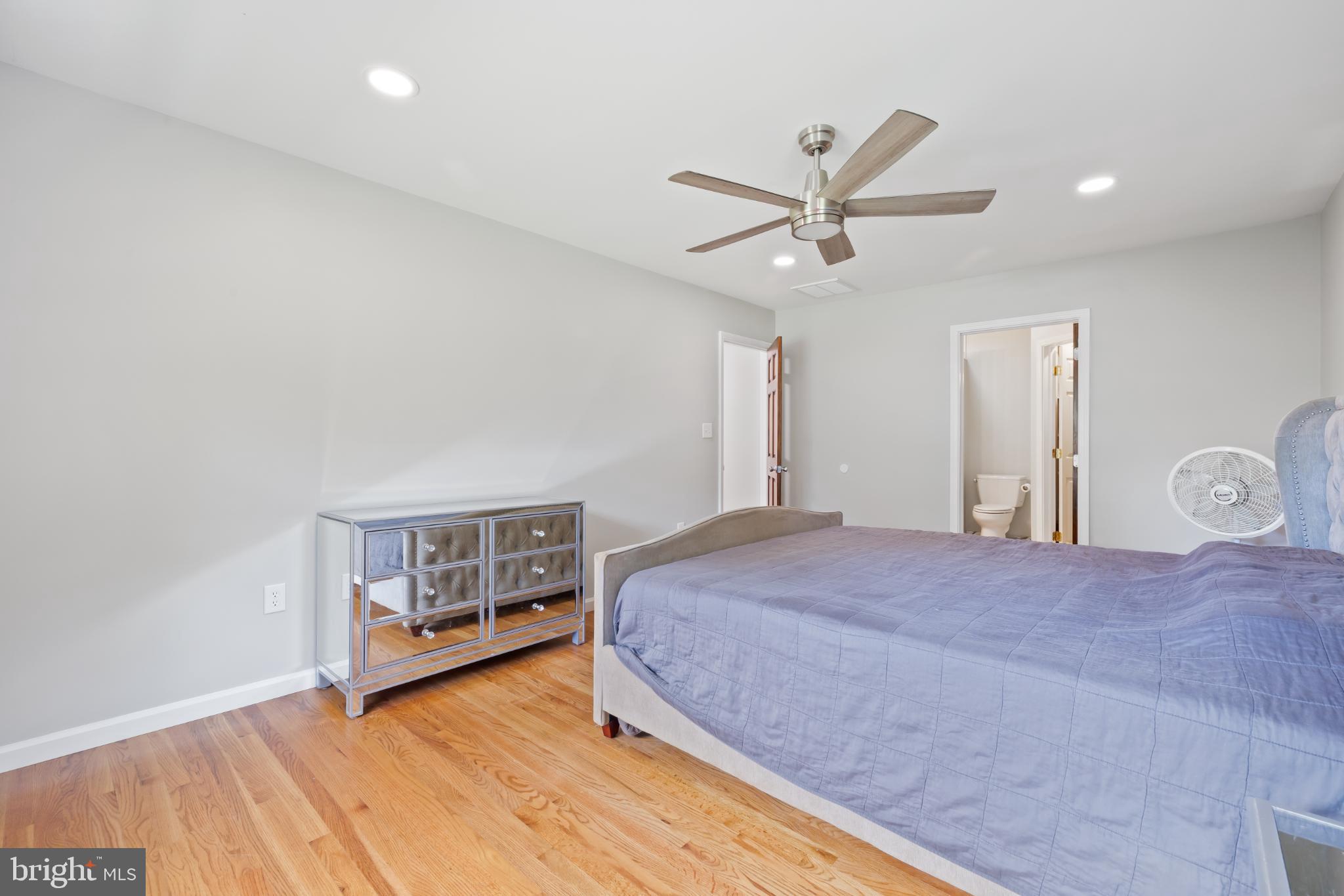 7406 STUART CIRCLE