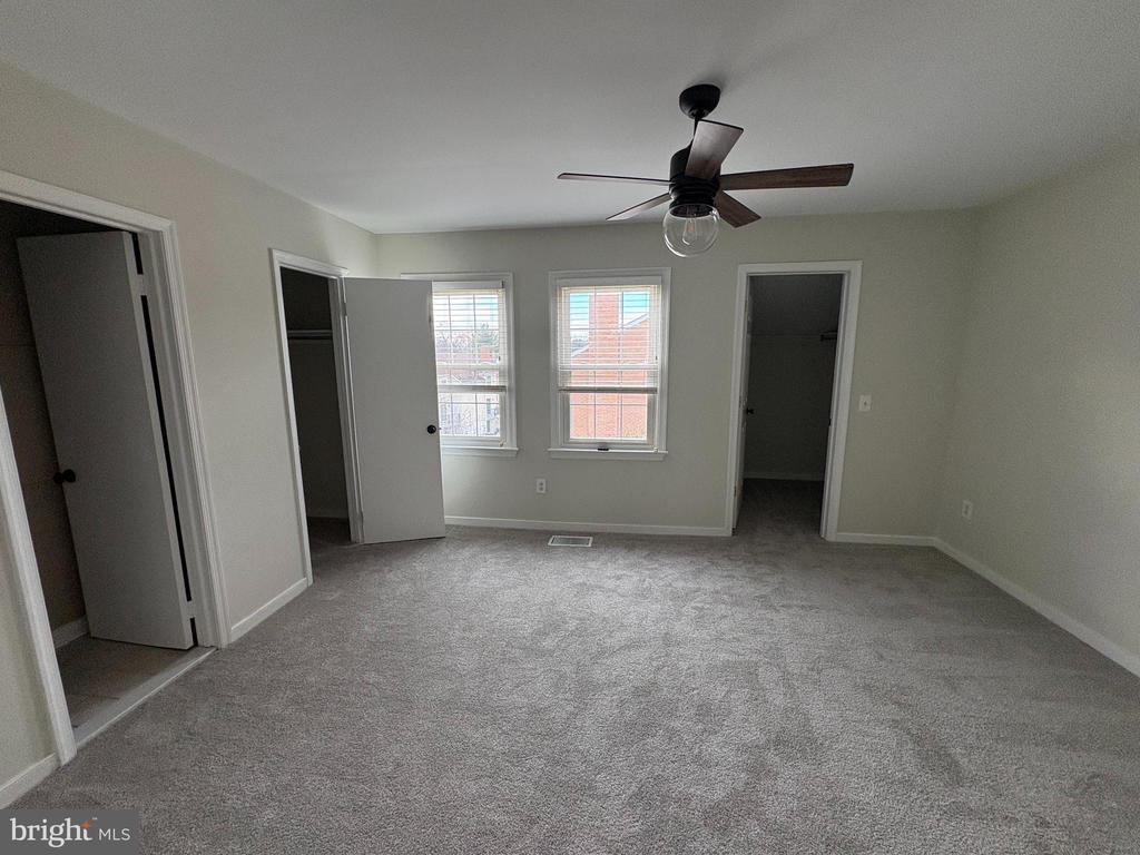 90 B LEEDS CT EAST 90 B