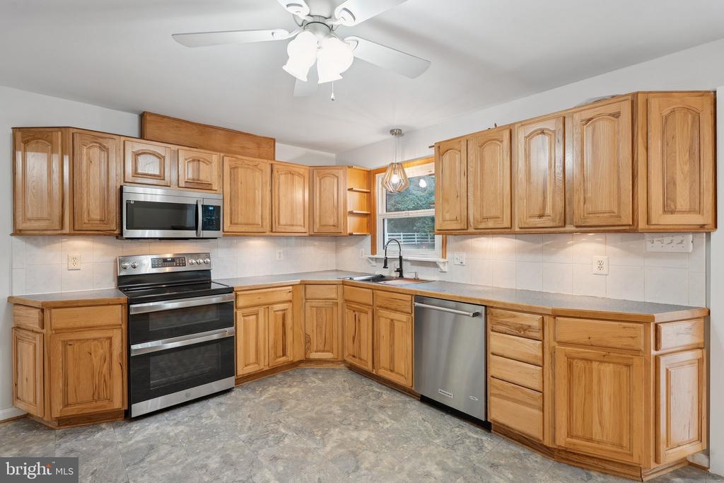 5263 STEWART ROAD