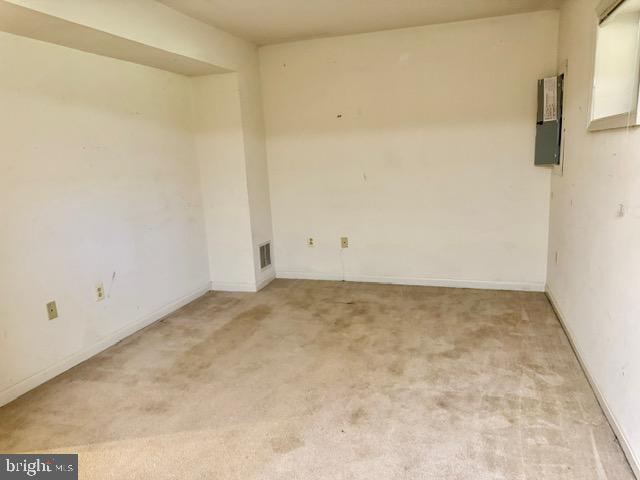 541 HIGHLAND TOWNE LANE