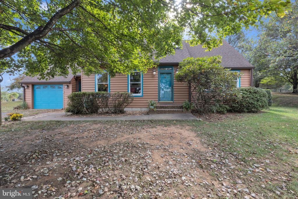 8729 GREEN ROAD