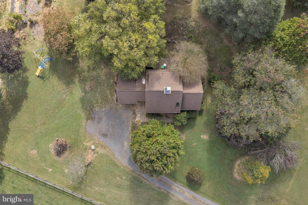 8729 GREEN ROAD