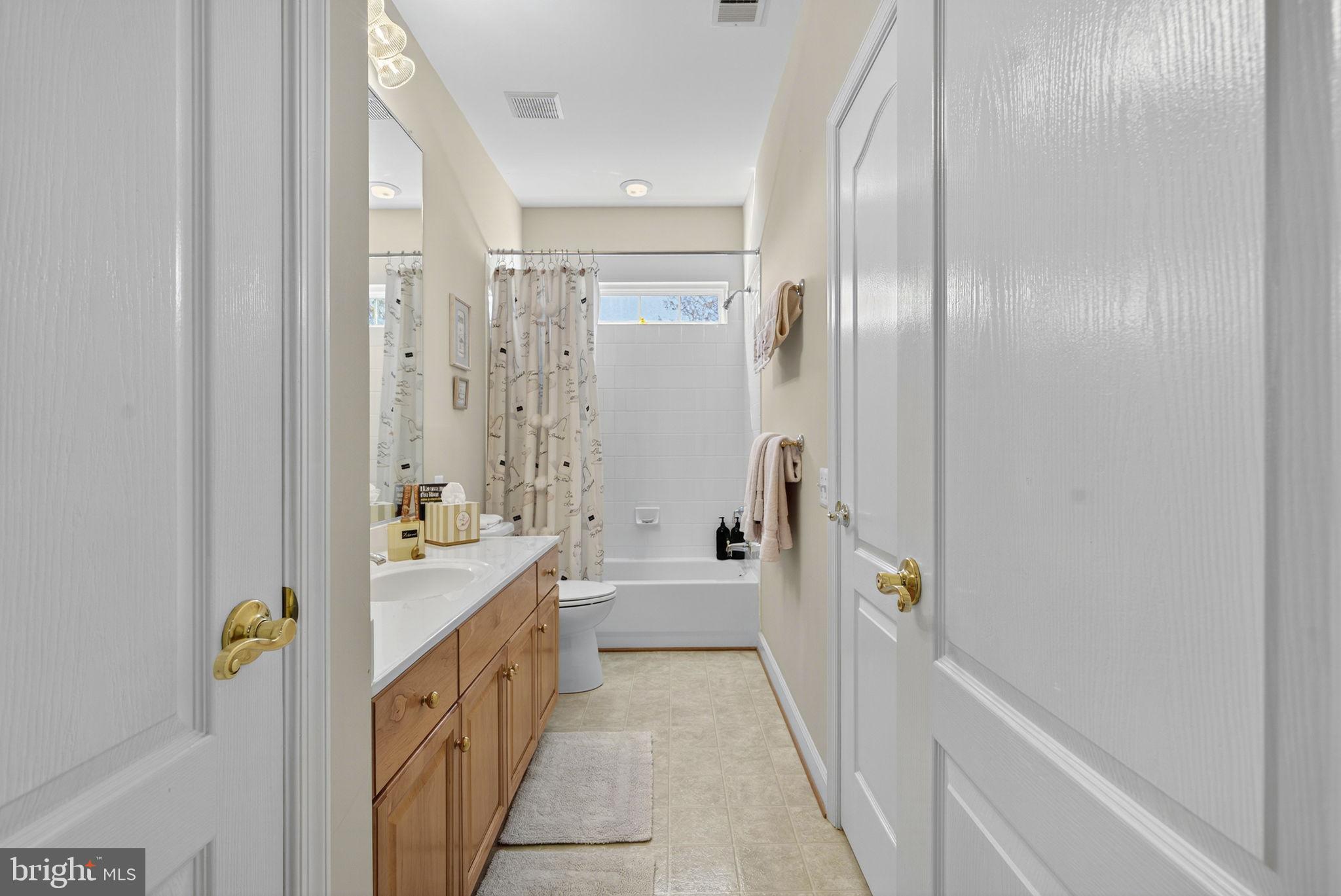 10142 ADA ROAD