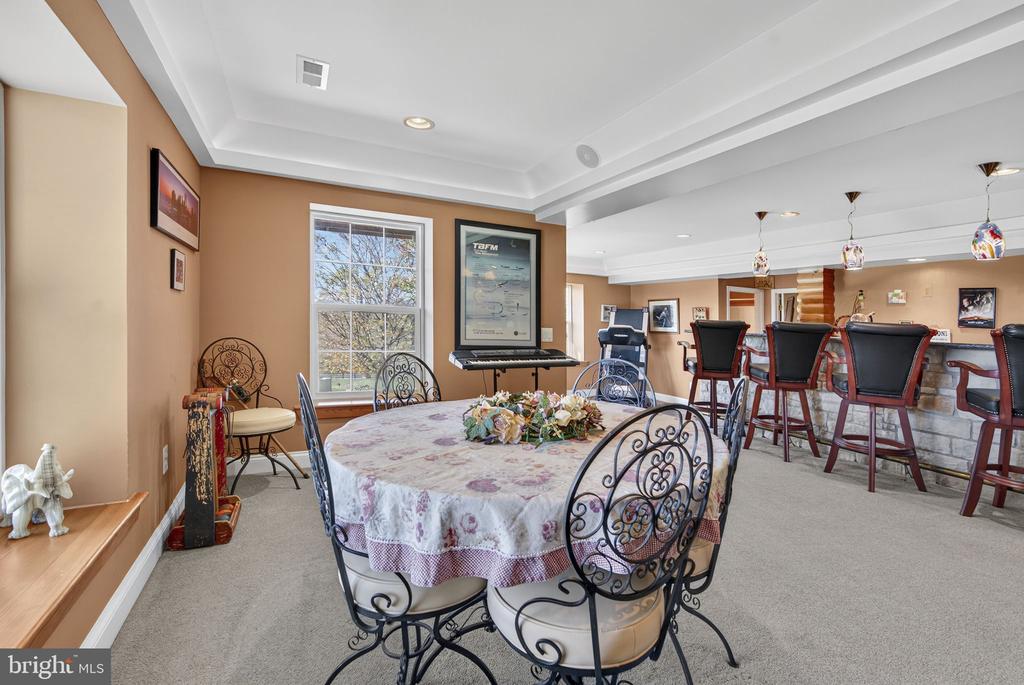 10142 ADA ROAD
