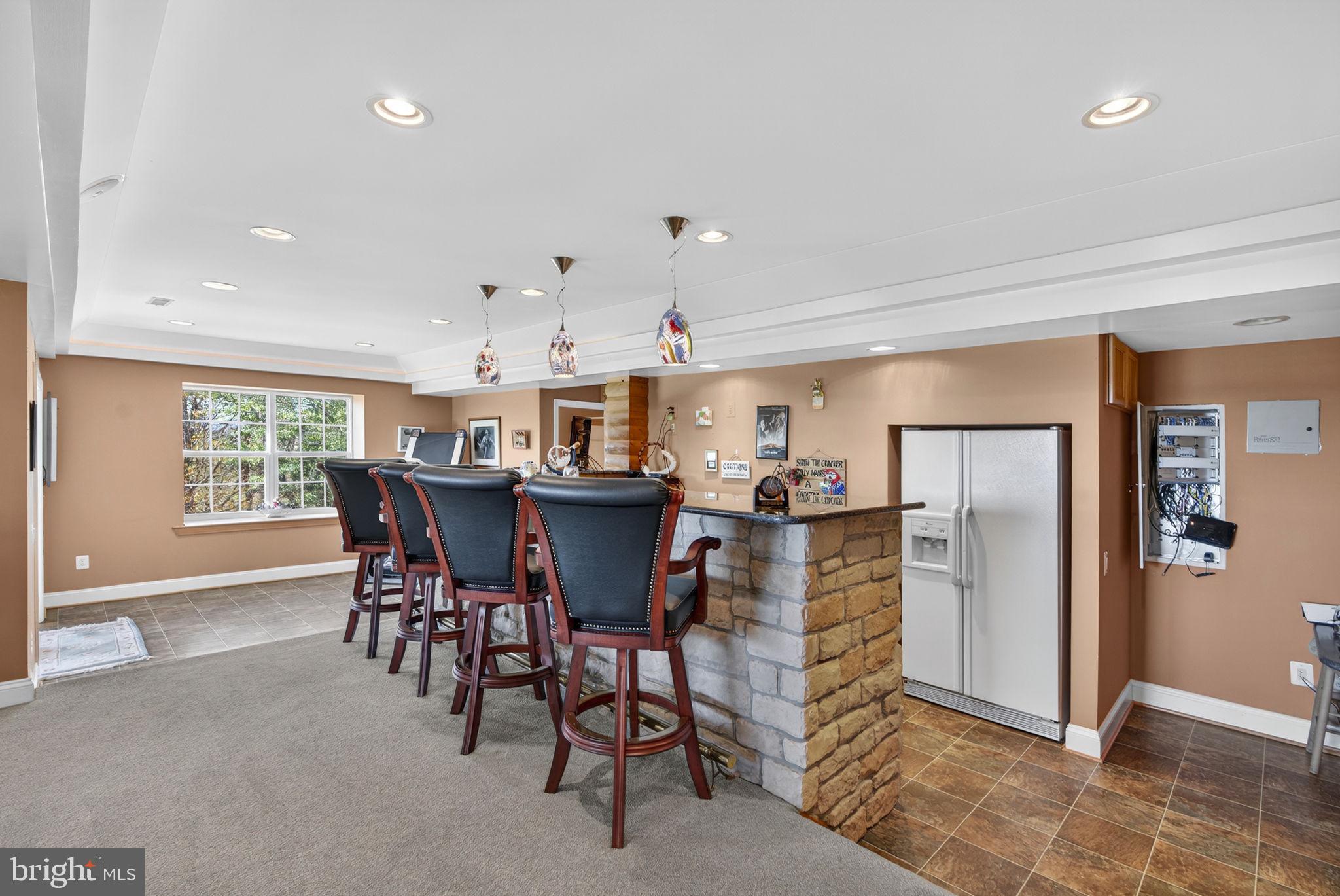 10142 ADA ROAD