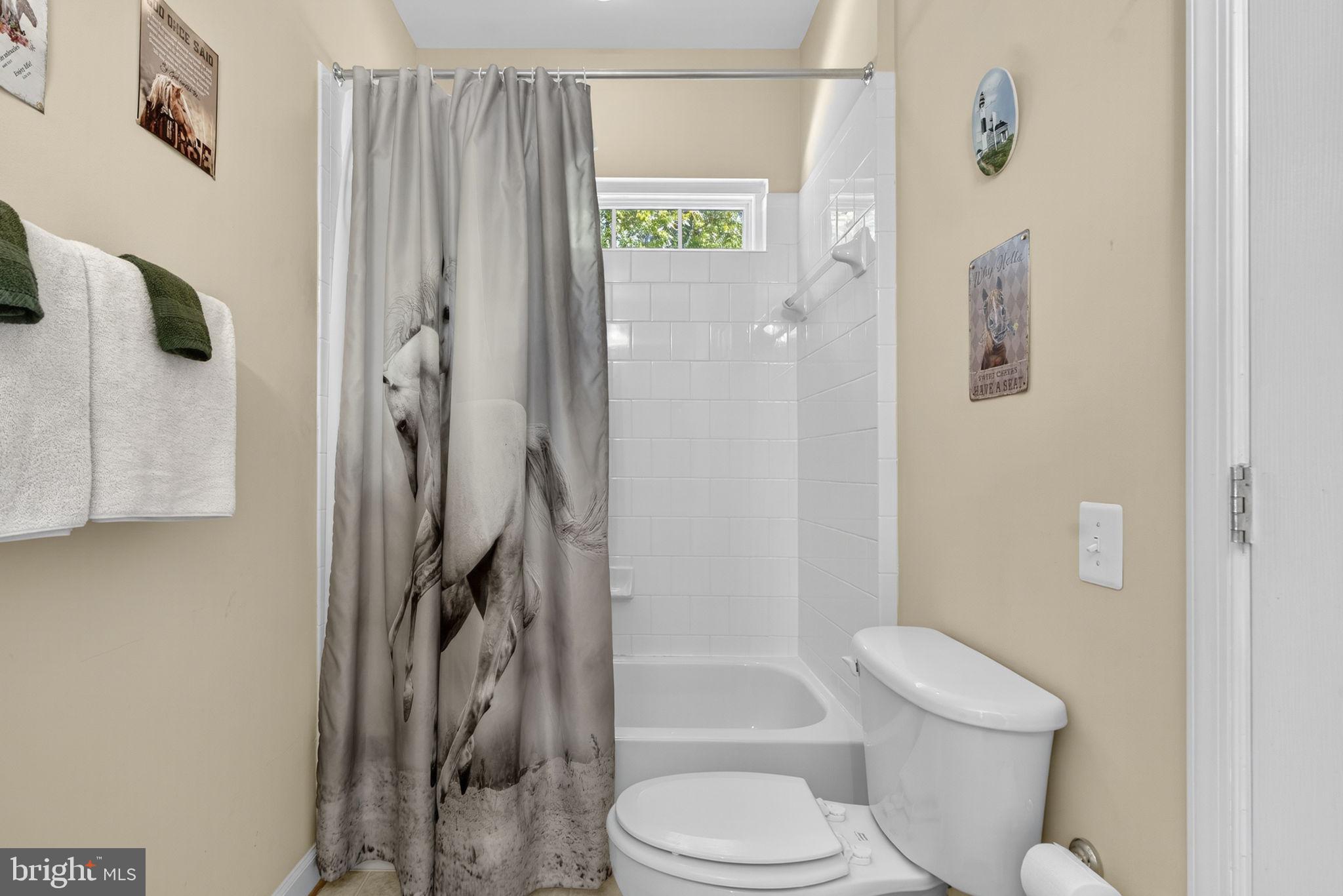 10142 ADA ROAD