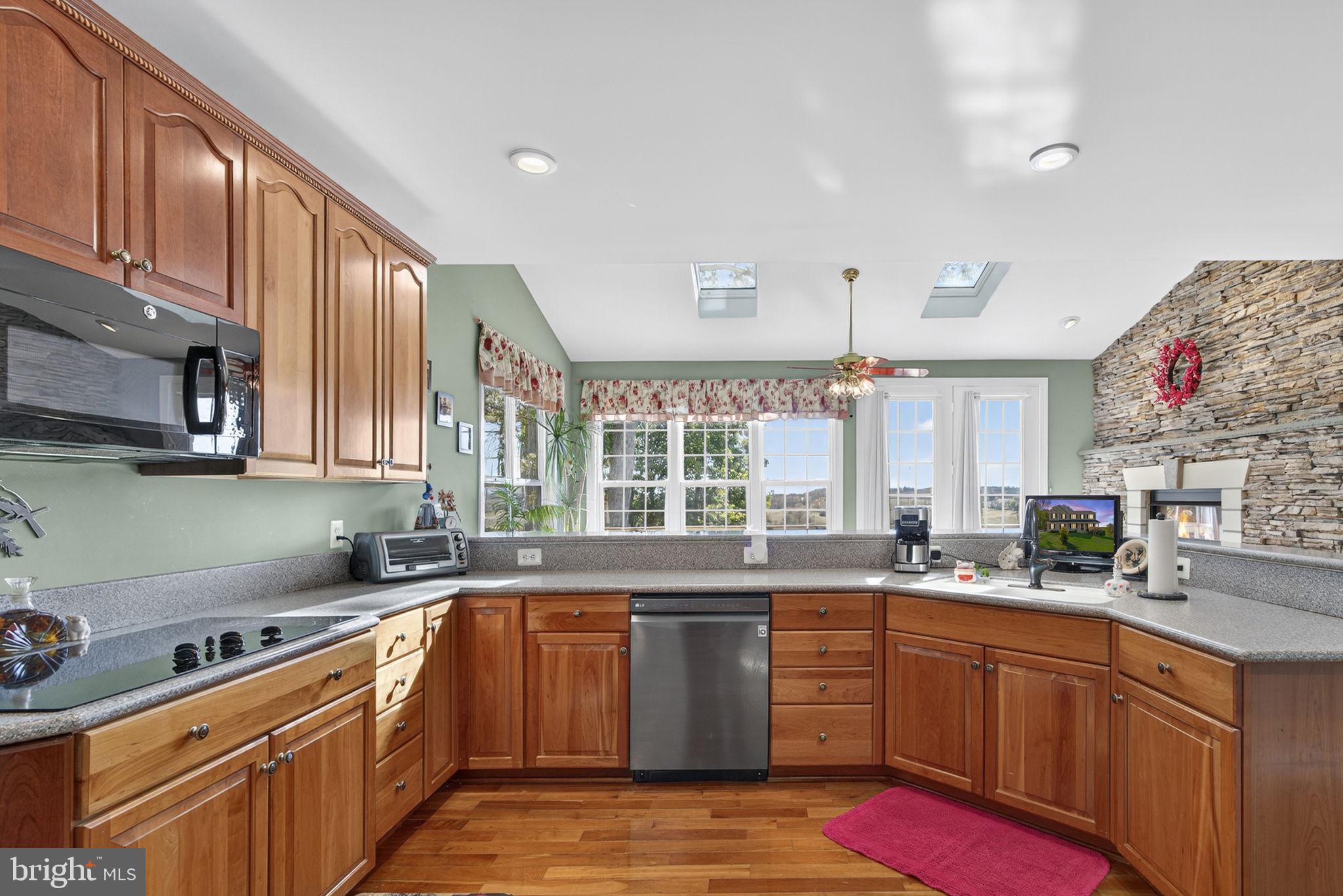 10142 ADA ROAD