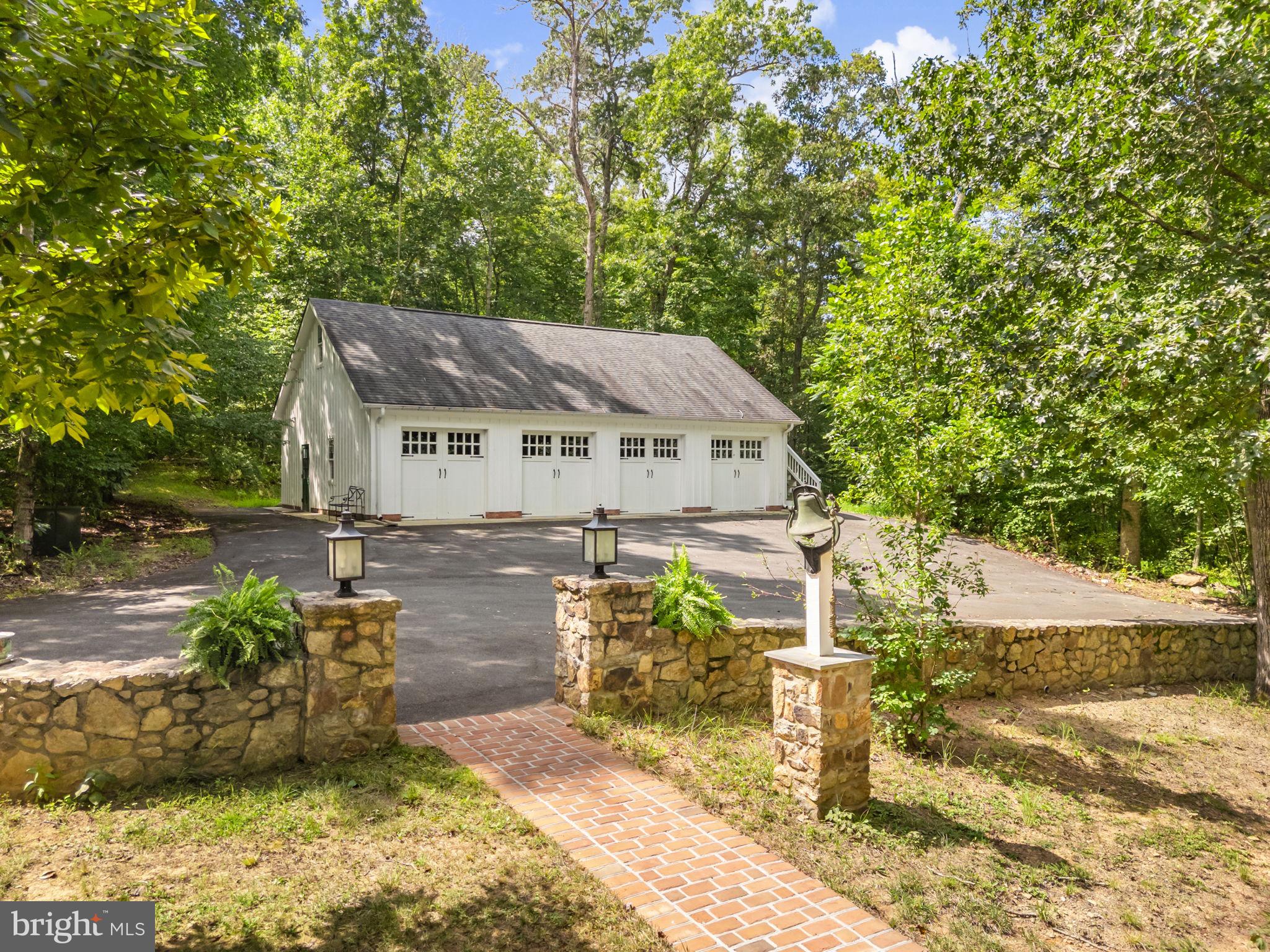 11136 ORLEAN VISTA DRIVE