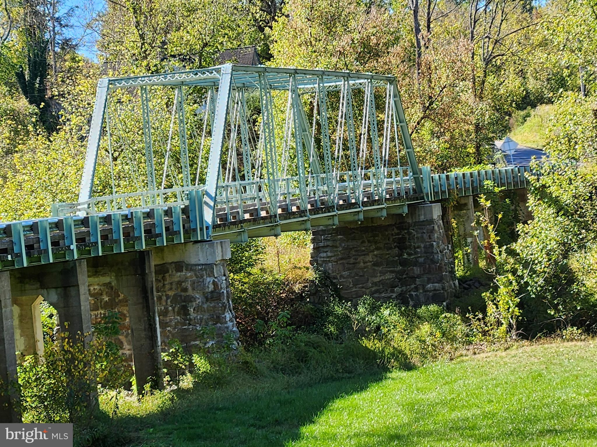 Lots 3 and 4 ERNEST ROBINSON ROAD