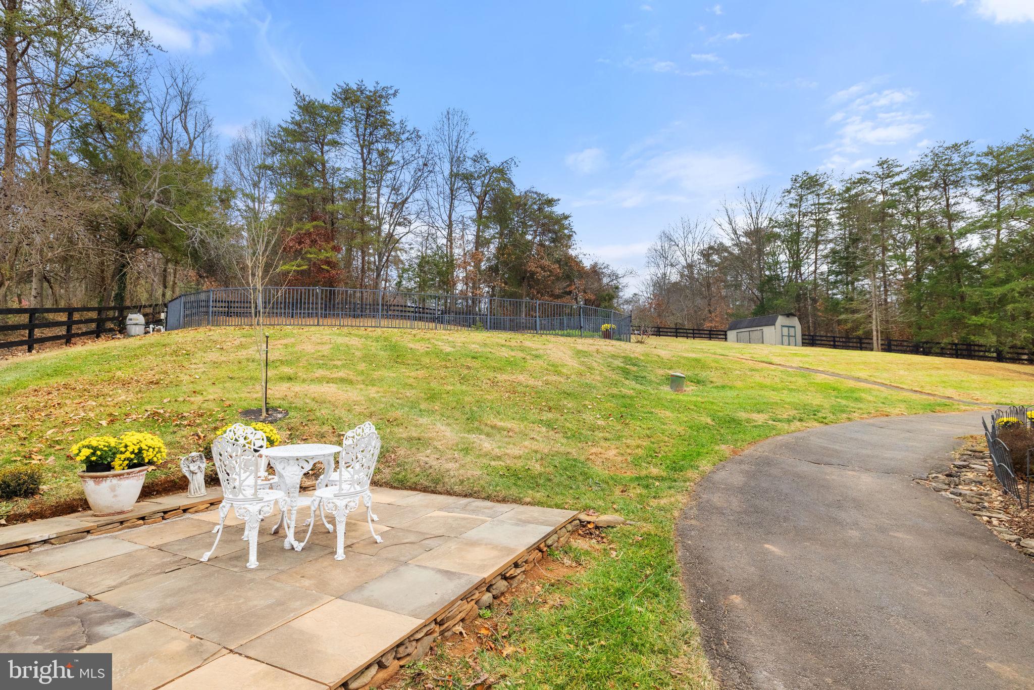 8182 ASHTON WAY
