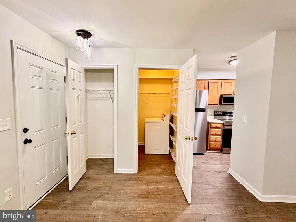214 FERNWOOD PLACE 214A