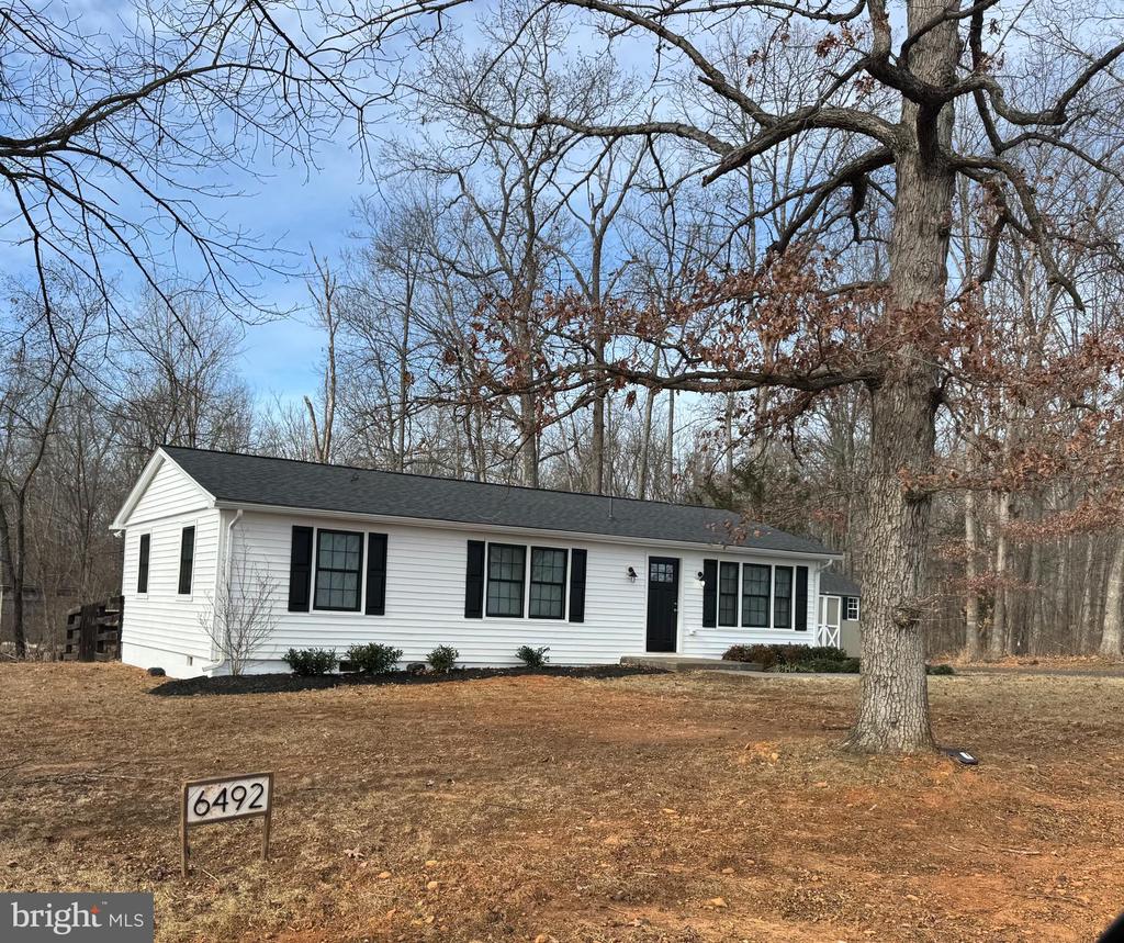 6492 VINT HILL ROAD