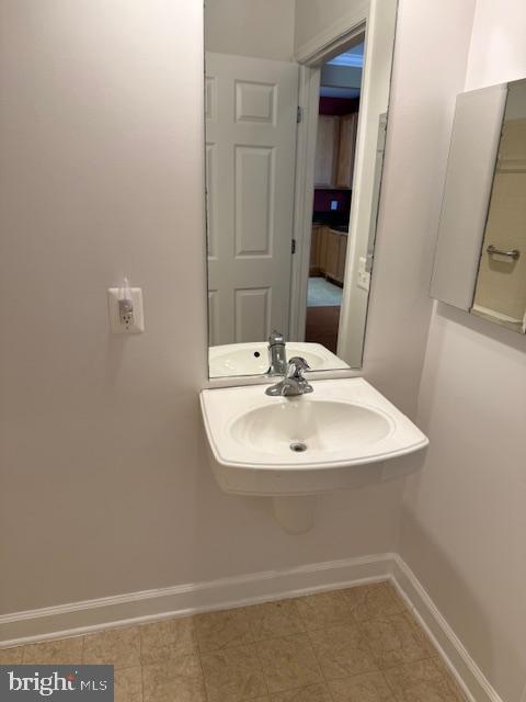 6185 WILLOW PLACE 105