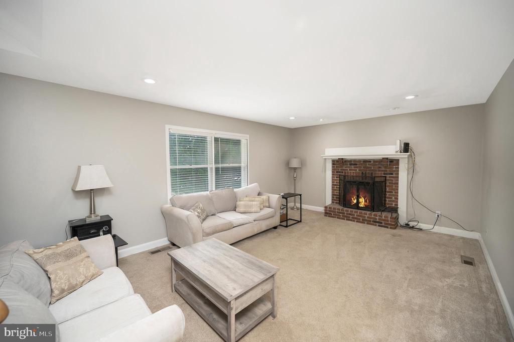 7129 CAVALRY DRIVE