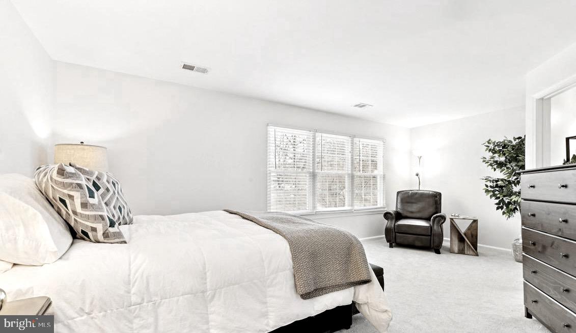 219 FERNWOOD PLACE 219B