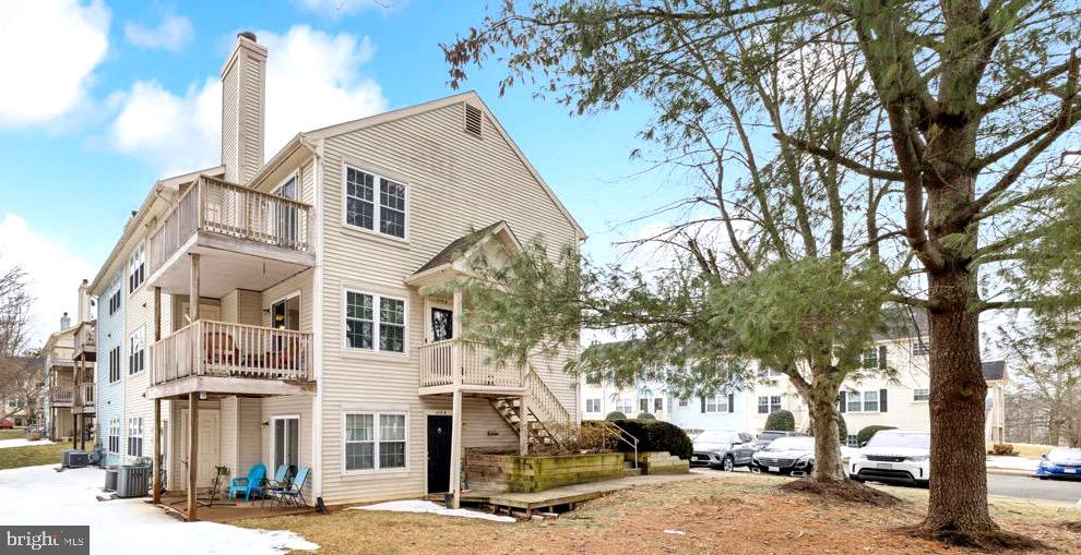 219 FERNWOOD PLACE 219B