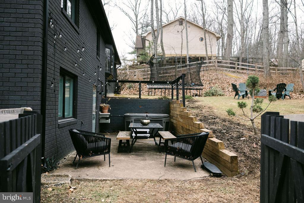 6700 KELLY ROAD
