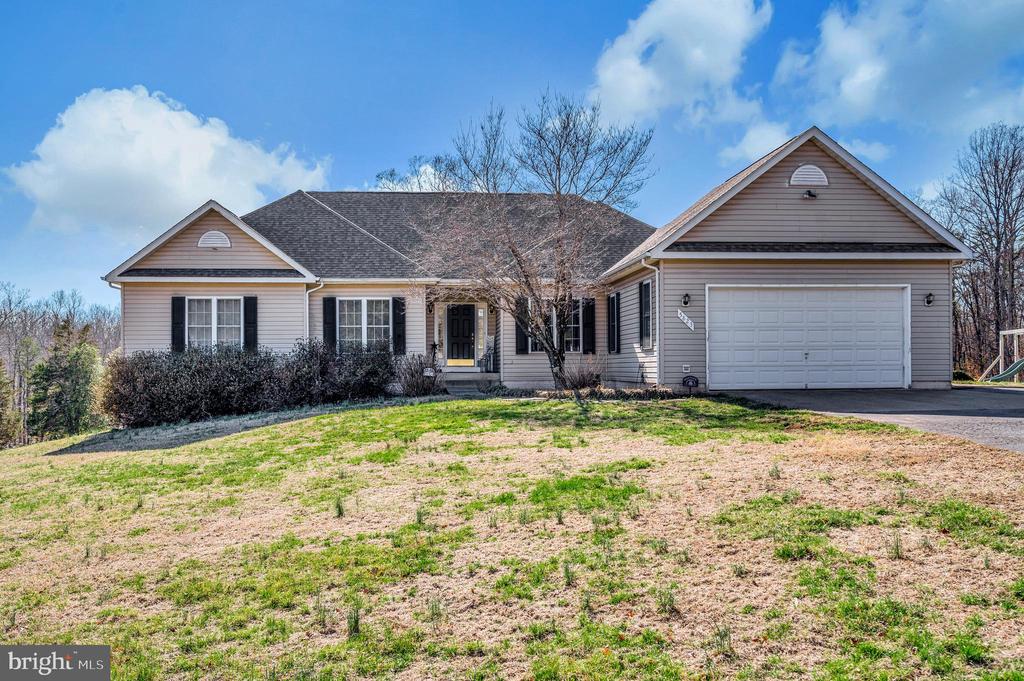 5823 SUMERDUCK ROAD