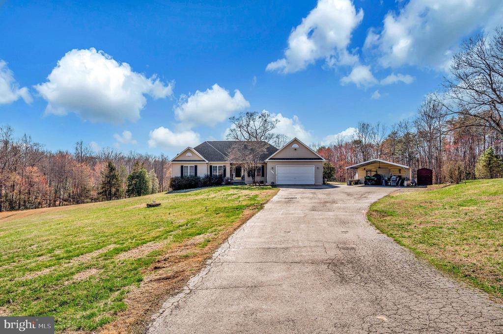 5823 SUMERDUCK ROAD
