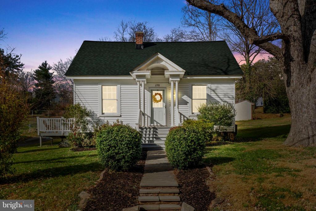 278 ALEXANDRIA PIKE