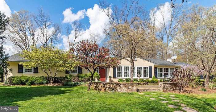 5556 MERRY OAKS ROAD