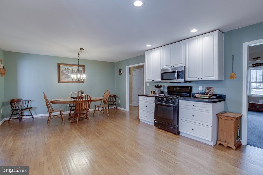 3220 COURTNEY SCHOOL ROAD