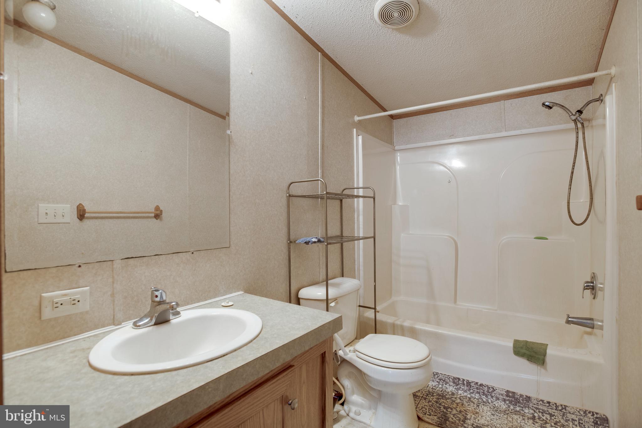 3220 COURTNEY SCHOOL ROAD